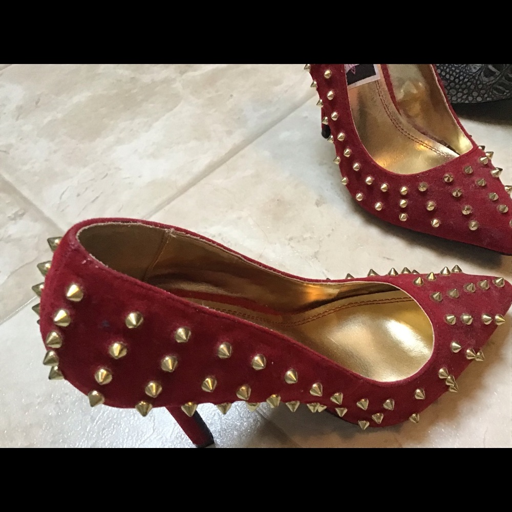 New high heel unique shoes-